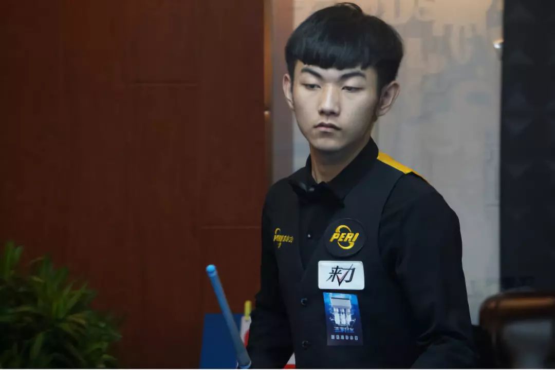 还通过社交 还通过社交