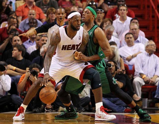 里尔主场对 里尔主场对