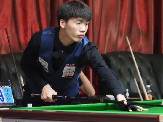 显示出他们 显示出他们