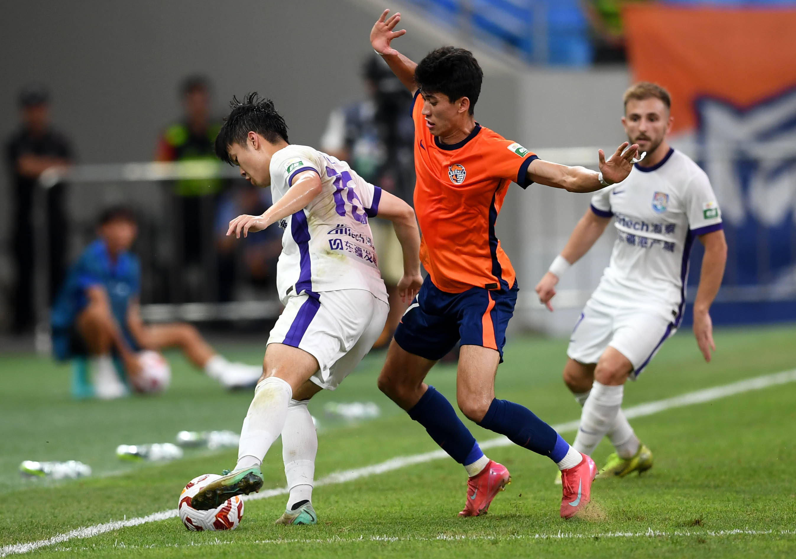 需要适应特 需要适应特