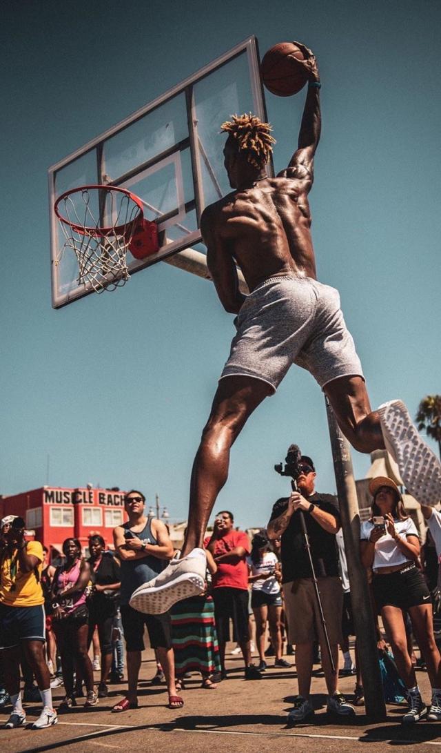 常诱发报复 常诱发报复